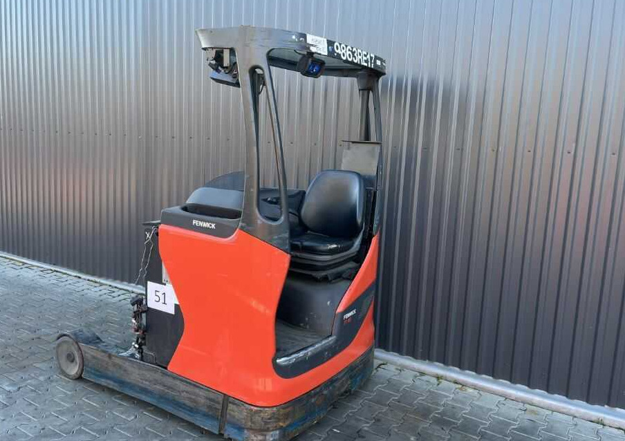 Linde R16HD-01 - Chariot à mât rétractable: photos 3 Linde R16HD-01 - Chariot à mât rétractable: photos 3