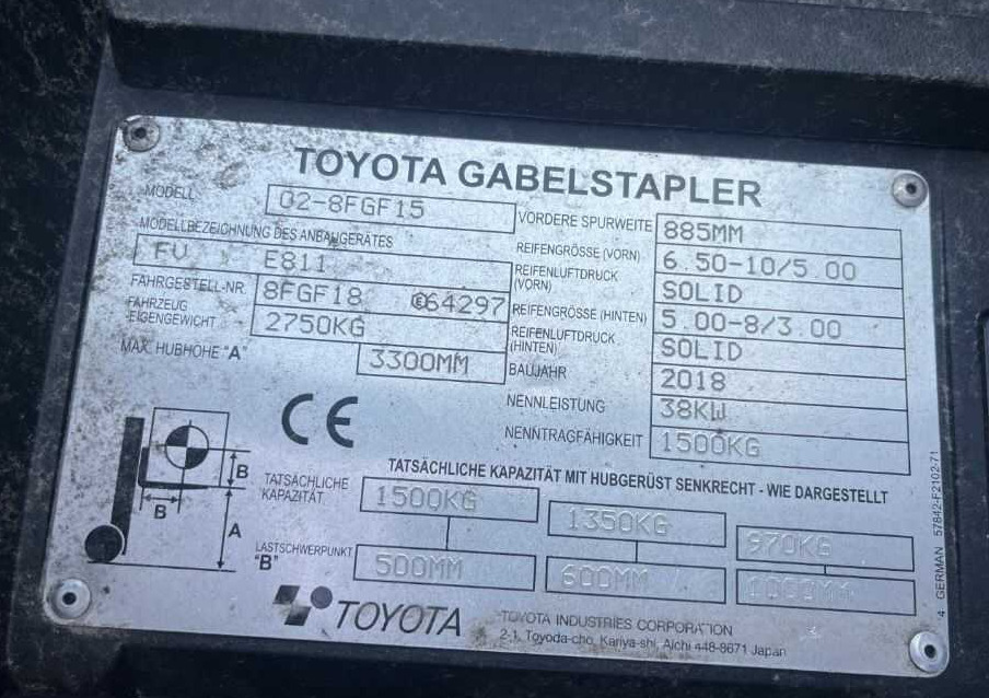 Toyota 8FGF15 - Chariot élévateur à gaz: photos 4 Toyota 8FGF15 - Chariot élévateur à gaz: photos 4