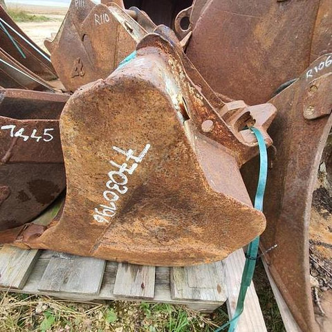 ARDEN QA11 - Godet pour pelle: photos 1 ARDEN QA11 - Godet pour pelle: photos 1