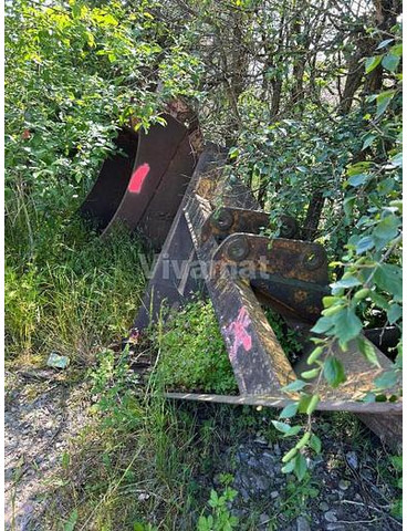 Case 988 - Godet pour pelle: photos 1 Case 988 - Godet pour pelle: photos 1