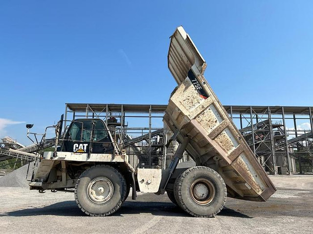 Caterpillar 775F Rebuilt - Tombereau: photos 5 Caterpillar 775F Rebuilt - Tombereau: photos 5