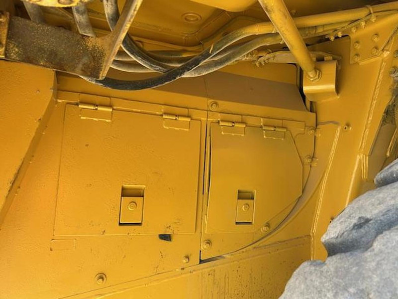 Tombereau Komatsu HD325-6KE: photos 9