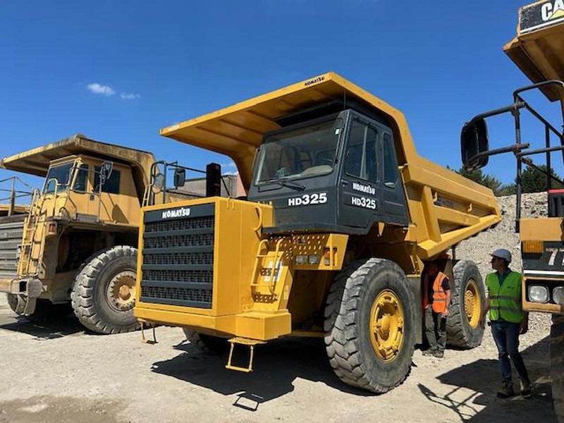 Tombereau Komatsu HD325-6KE: photos 13