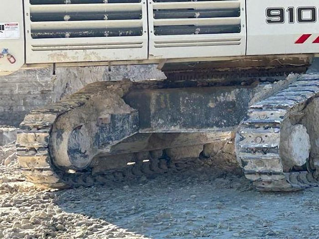 Liebherr R9100 - Pelle sur chenille: photos 3 Liebherr R9100 - Pelle sur chenille: photos 3