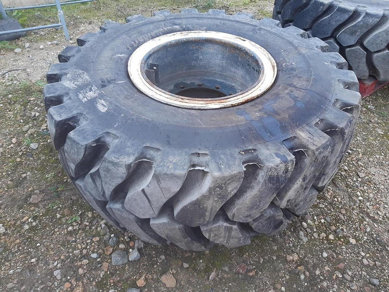Michelin 20.5R25XLDD2A - Pneu: photos 4 Michelin 20.5R25XLDD2A - Pneu: photos 4