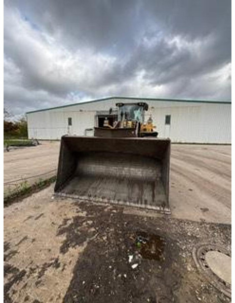 Volvo L150H - Chargeuse sur pneus: photos 3 Volvo L150H - Chargeuse sur pneus: photos 3