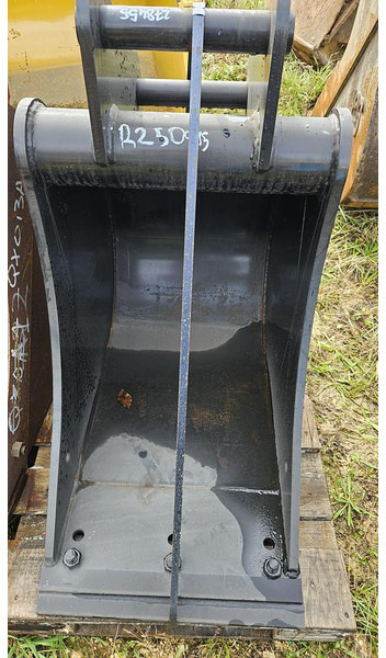 WHITE Axe 45mm - Godet: photos 2 WHITE Axe 45mm - Godet: photos 2