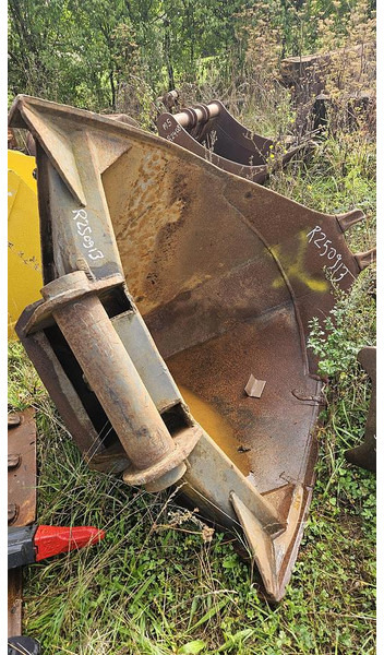 Inconnu Axe - Godet: photos 3 Inconnu Axe - Godet: photos 3