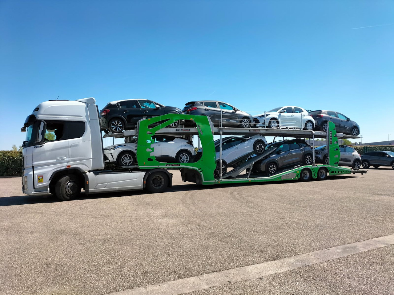 Car Carrier - Semi-remorque porte-voitures: photos 3 Car Carrier - Semi-remorque porte-voitures: photos 3