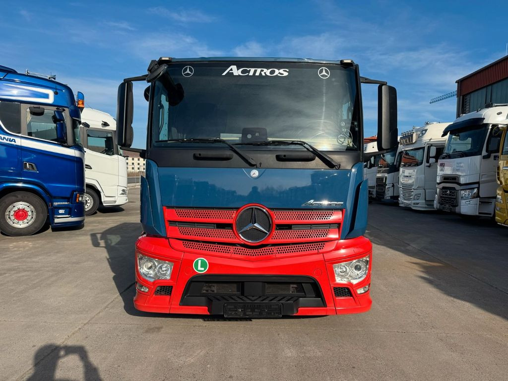 Mercedes-Benz ACTROS 1843 * RETARDER * AUTOTRAANSPORTER * ACC - Camion porte-voitures: photos 3 Mercedes-Benz ACTROS 1843 * RETARDER * AUTOTRAANSPORTER * ACC - Camion porte-voitures: photos 3