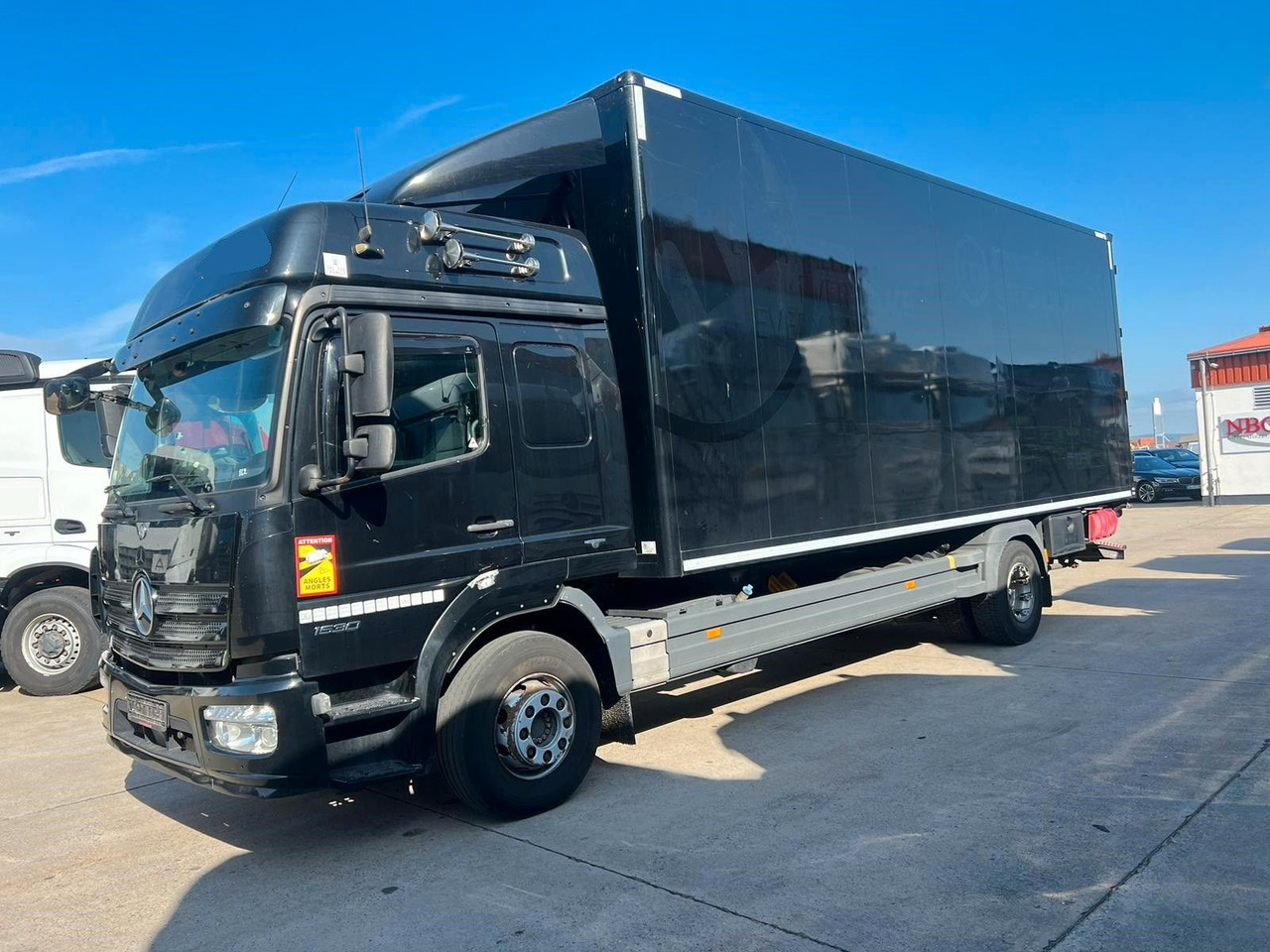 Mercedes-Benz ATEGO 1530 * SCHLAFKABINE * STANDKLIMA*LBW 2 TON - Camion fourgon: photos 2 Mercedes-Benz ATEGO 1530 * SCHLAFKABINE * STANDKLIMA*LBW 2 TON - Camion fourgon: photos 2