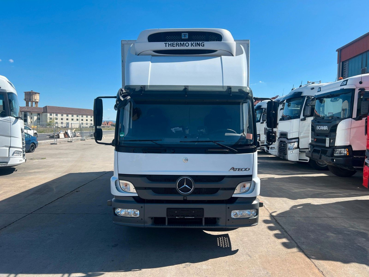 Mercedes-Benz Atego 1224 * KLIMA * THERMO KING * BÄR 1,5t * - Camion frigorifique: photos 2 Mercedes-Benz Atego 1224 * KLIMA * THERMO KING * BÄR 1,5t * - Camion frigorifique: photos 2