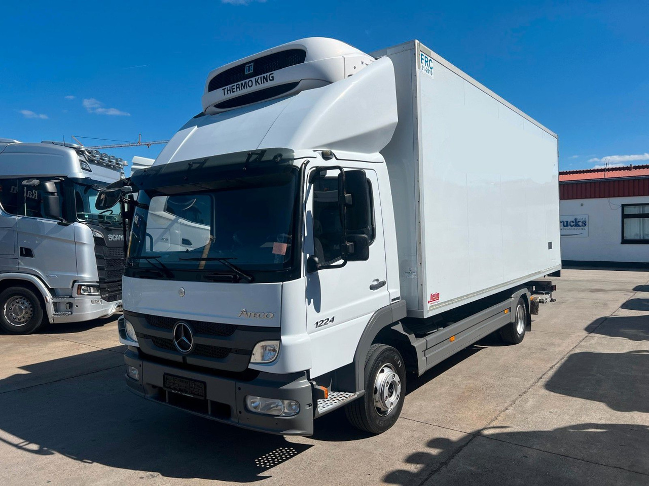 Mercedes-Benz Atego 1224 * KLIMA * THERMO KING * BÄR 1,5t * - Camion frigorifique: photos 1 Mercedes-Benz Atego 1224 * KLIMA * THERMO KING * BÄR 1,5t * - Camion frigorifique: photos 1