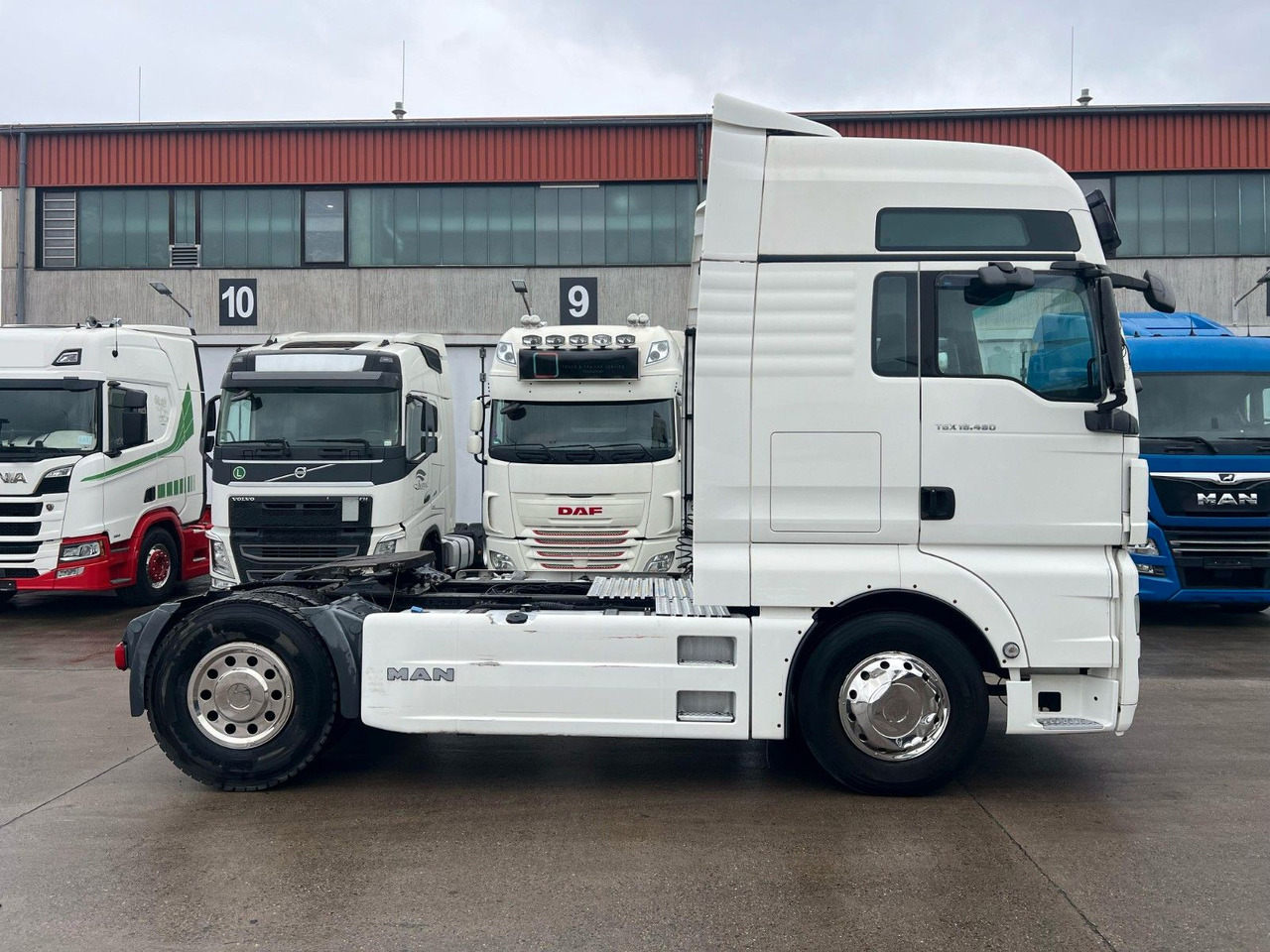 MAN TGX 18.480 * RETARDER * KLIMA * ALCOA *VOLLVERKL - Tracteur routier: photos 4 MAN TGX 18.480 * RETARDER * KLIMA * ALCOA *VOLLVERKL - Tracteur routier: photos 4