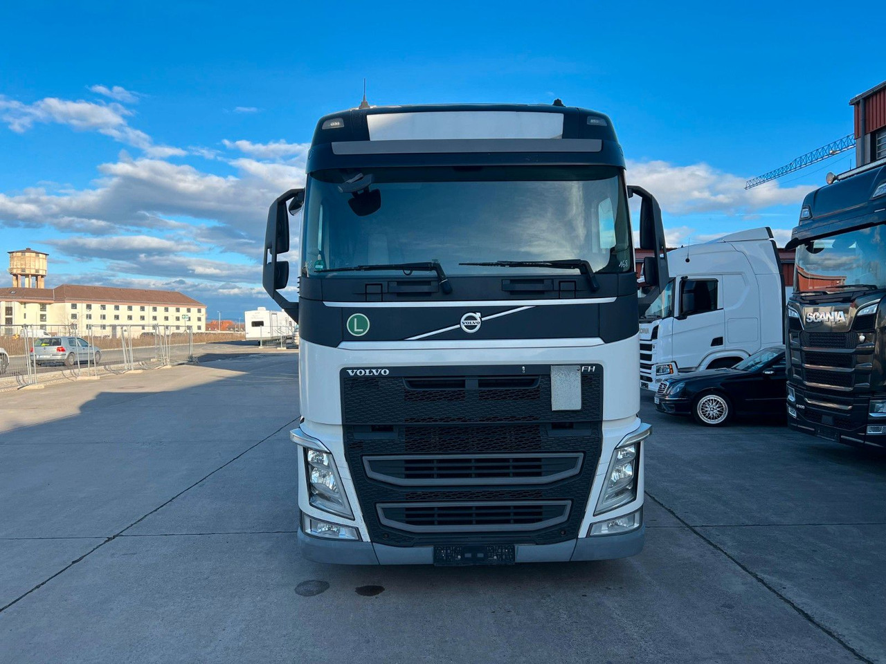 Volvo FH 460 * LOWLINER * RETARDER * VOLLLUFTFEDERUNG - Tracteur routier: photos 2 Volvo FH 460 * LOWLINER * RETARDER * VOLLLUFTFEDERUNG - Tracteur routier: photos 2