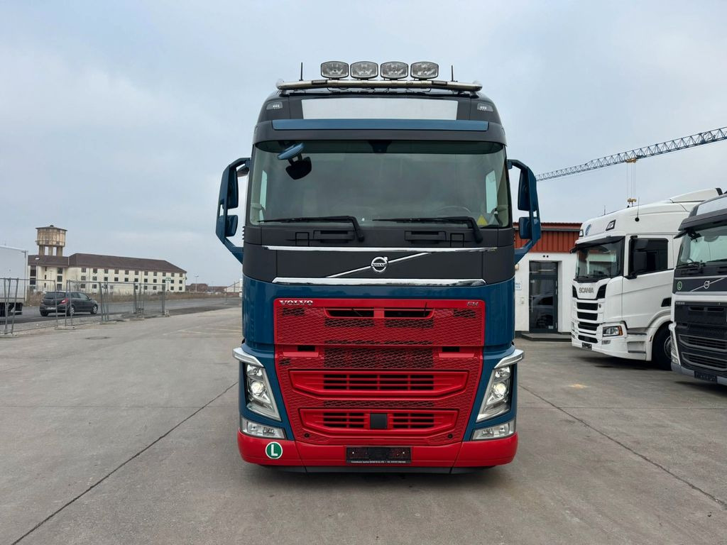 Volvo FH 460*GLOBETROTTER *STANDKLIMA*AUTOTRANSPORTER* - Camion porte-voitures: photos 5 Volvo FH 460*GLOBETROTTER *STANDKLIMA*AUTOTRANSPORTER* - Camion porte-voitures: photos 5