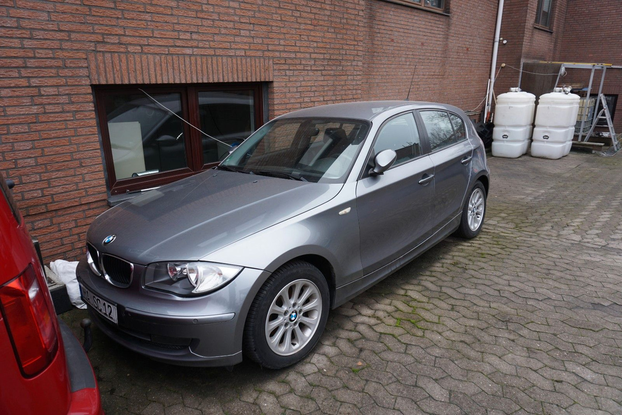 BMW 116i - Berline: photos 1 BMW 116i - Berline: photos 1