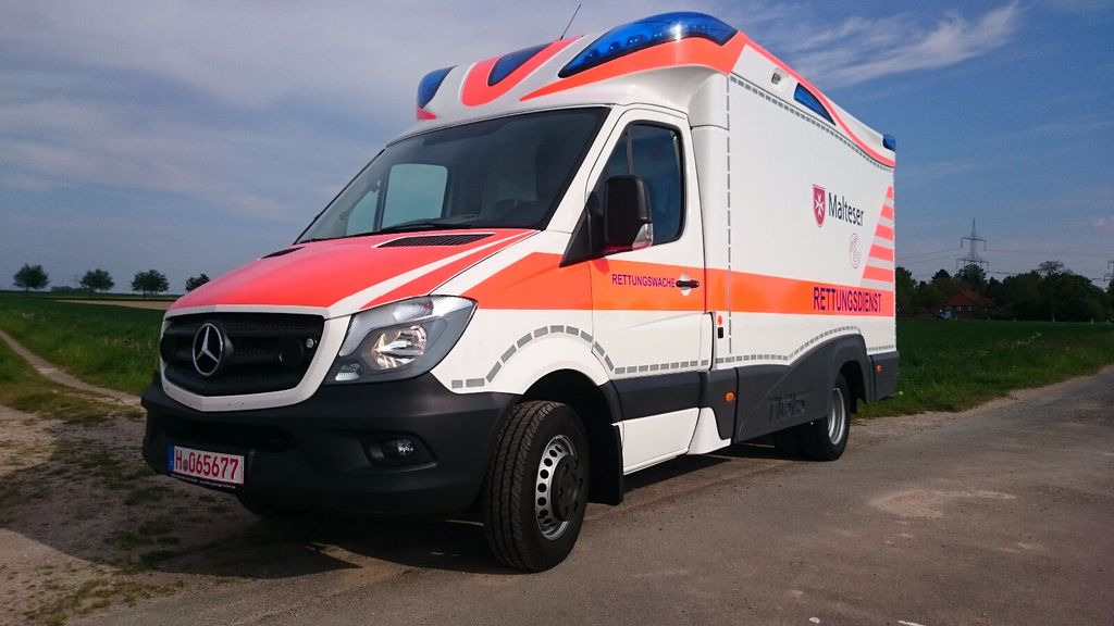Mercedes-Benz Tigis Mod 2016 wie neu Mercedes-Benz Tigis Mod 2016 wie neu - Ambulance: photos 5 Mercedes-Benz Tigis Mod 2016 wie neu Mercedes-Benz Tigis Mod 2016 wie neu - Ambulance: photos 5