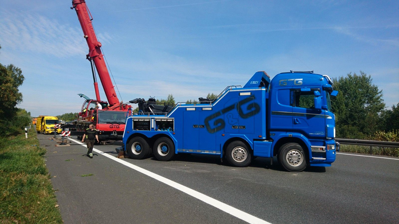Remorqueuse Scania EMPEL Berger: photos 11