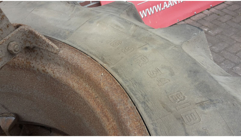 Dubbellucht 34 inch - Pneus et jantes: photos 3 Dubbellucht 34 inch - Pneus et jantes: photos 3