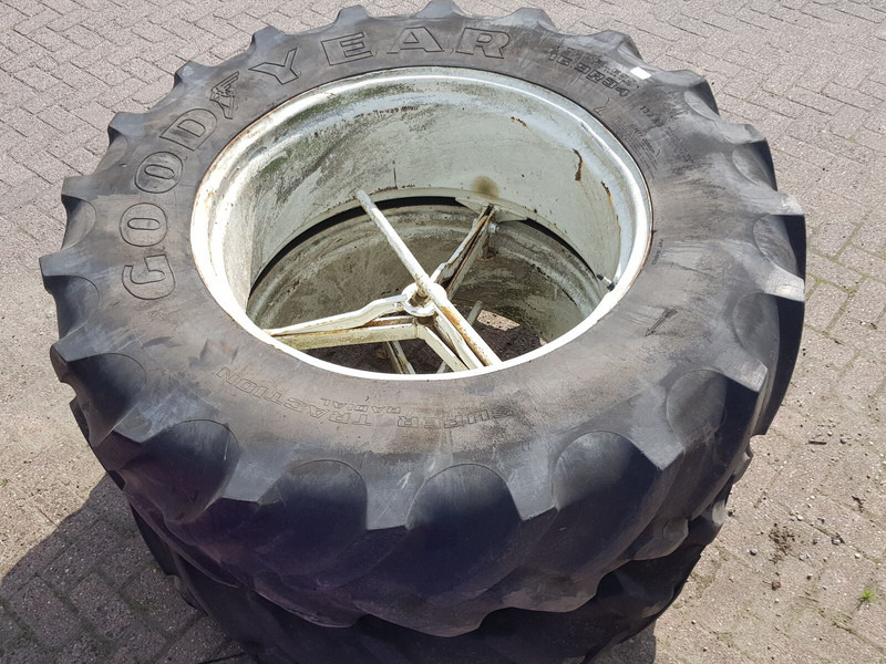Goodyear banden - Pneus et jantes: photos 3 Goodyear banden - Pneus et jantes: photos 3