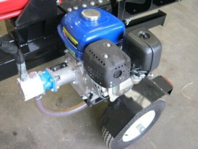 Houtklover 22 ton - Fendeuse de bûches: photos 3 Houtklover 22 ton - Fendeuse de bûches: photos 3