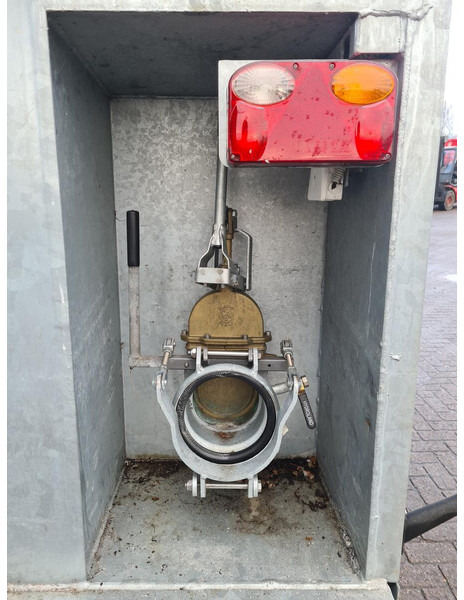 Mestcontainer - Nieuw - Distributeur d'engrais: photos 5 Mestcontainer - Nieuw - Distributeur d'engrais: photos 5