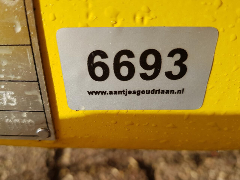 Onbekend verlenglepels - Fourches: photos 4 Onbekend verlenglepels - Fourches: photos 4