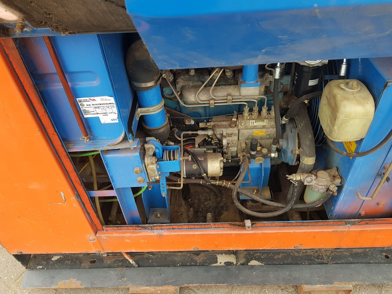 Schroef compressor - Compresseur d'air: photos 4 Schroef compressor - Compresseur d'air: photos 4