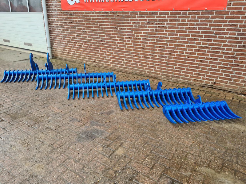 TERREIN harken - Décompacteur: photos 2 TERREIN harken - Décompacteur: photos 2