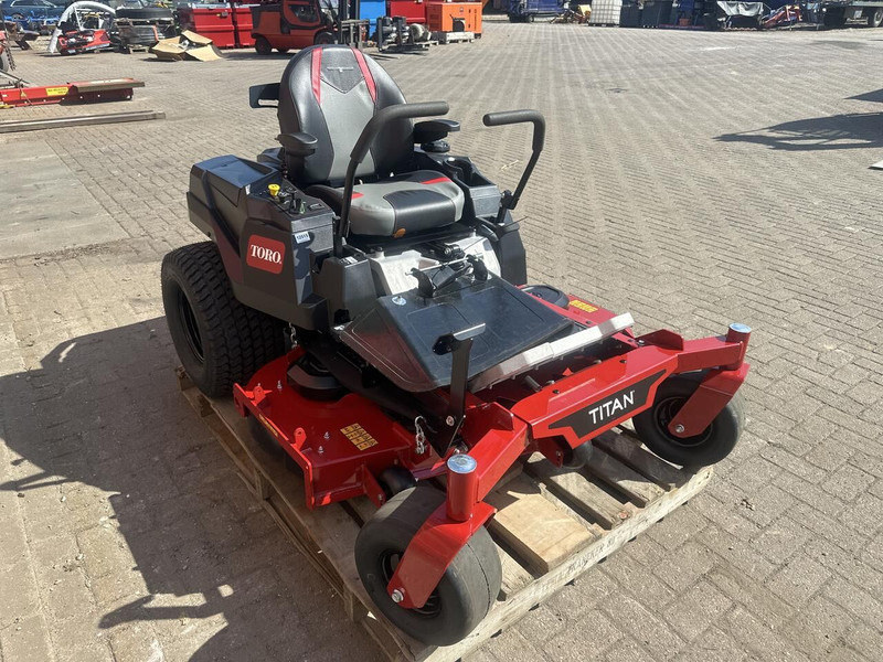 Toro TITAN XS 5450 zero turn - Motofaucheuse: photos 4 Toro TITAN XS 5450 zero turn - Motofaucheuse: photos 4