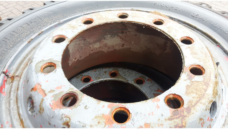 Vredenstein banden - Pneus et jantes: photos 3 Vredenstein banden - Pneus et jantes: photos 3