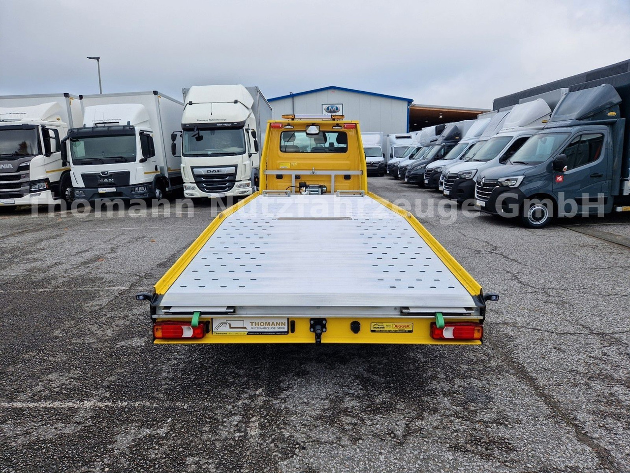 Iveco DAILY 70C18 Festplateau Alu Premium Navi ACC - Remorqueuse: photos 4 Iveco DAILY 70C18 Festplateau Alu Premium Navi ACC - Remorqueuse: photos 4