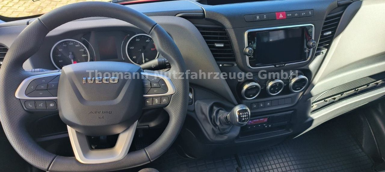 Remorqueuse Iveco DAILY 70C18 Schiebeplateau Luftfederung: photos 13