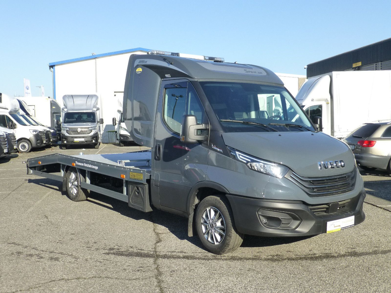 Iveco Daily 35S18 Autotransporter NAVI Schlafkabine - Remorqueuse: photos 2 Iveco Daily 35S18 Autotransporter NAVI Schlafkabine - Remorqueuse: photos 2