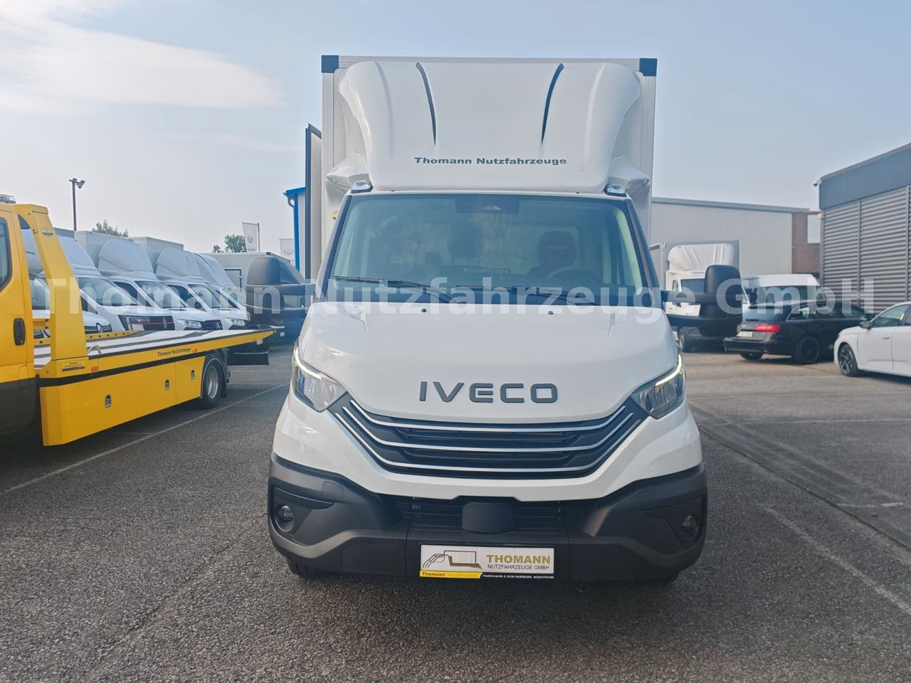 Iveco Daily 35S18 Koffer + LBW Navi/ACC Tempomat - Fourgon grand volume: photos 2 Iveco Daily 35S18 Koffer + LBW Navi/ACC Tempomat - Fourgon grand volume: photos 2