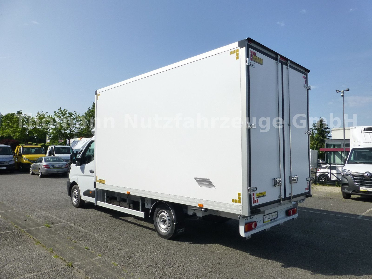 Renault NEW Master 2025 Koffer Türen Möbelkoffer - Fourgon grand volume: photos 4 Renault NEW Master 2025 Koffer Türen Möbelkoffer - Fourgon grand volume: photos 4
