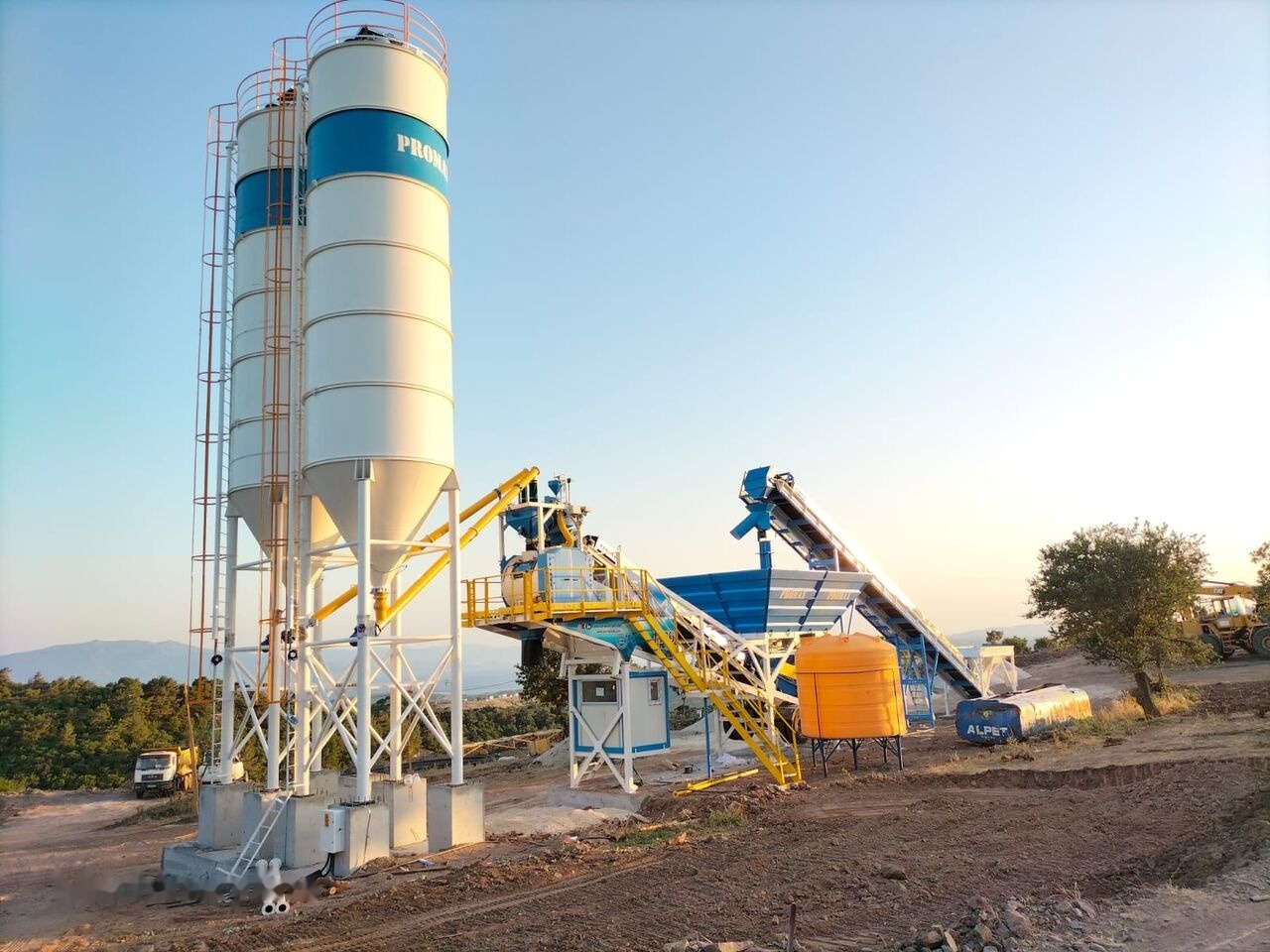 Promax Mobile Concrete Batching Plant PROMAX M60-SNG (60m3/h) - Centrale à béton: photos 3 Promax Mobile Concrete Batching Plant PROMAX M60-SNG (60m3/h) - Centrale à béton: photos 3