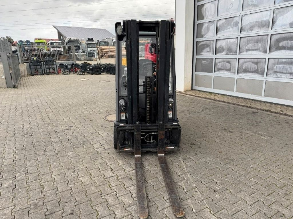 Crown SCT6020-1.3 / Triplex 4,3m / Batterie 06/2020 - Chariot élévateur électrique: photos 4 Crown SCT6020-1.3 / Triplex 4,3m / Batterie 06/2020 - Chariot élévateur électrique: photos 4
