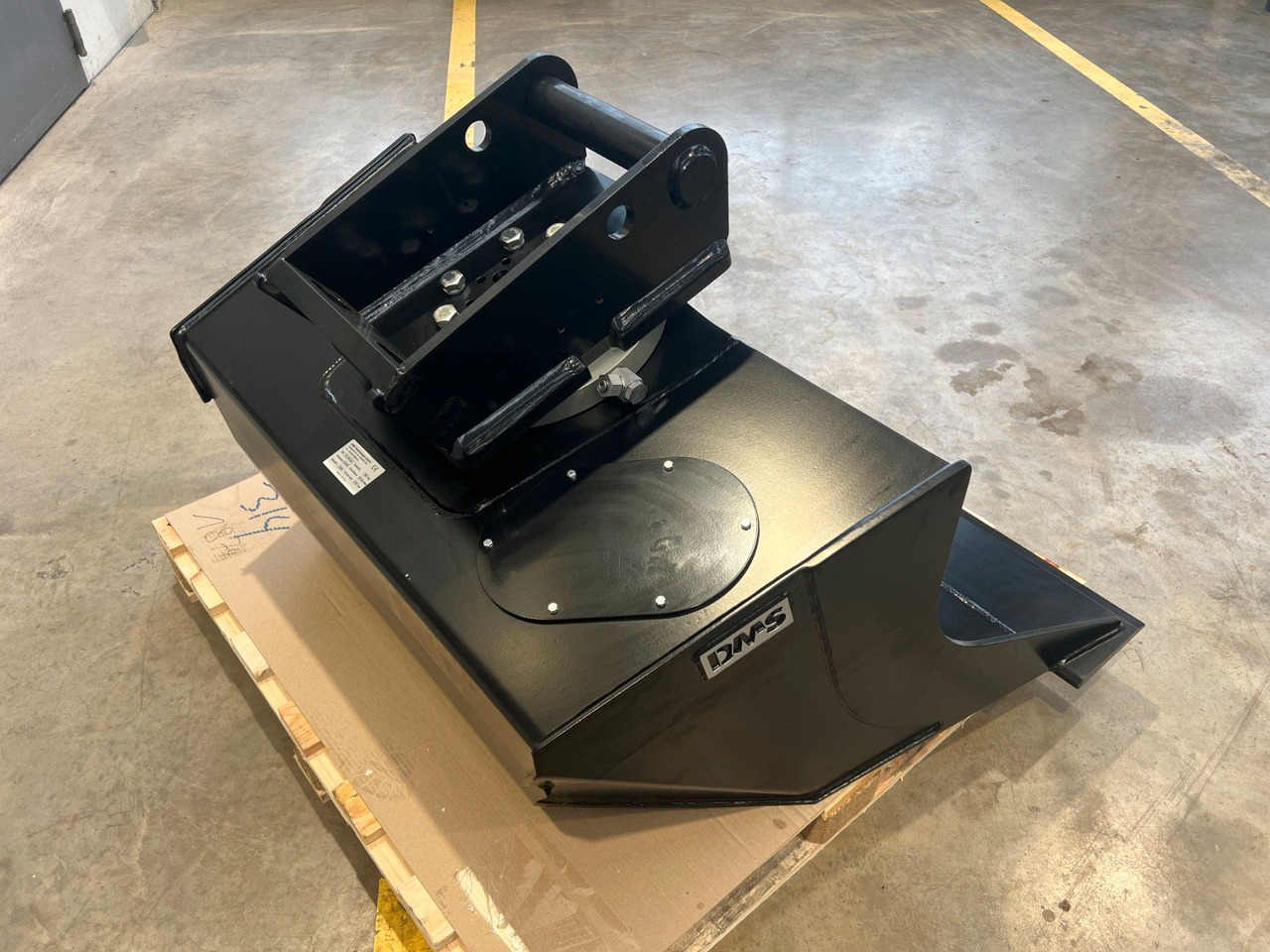 DMS RL100140 Rotatorlöffel / MS08 / NEU lagernd - Godet pour pelle: photos 5 DMS RL100140 Rotatorlöffel / MS08 / NEU lagernd - Godet pour pelle: photos 5