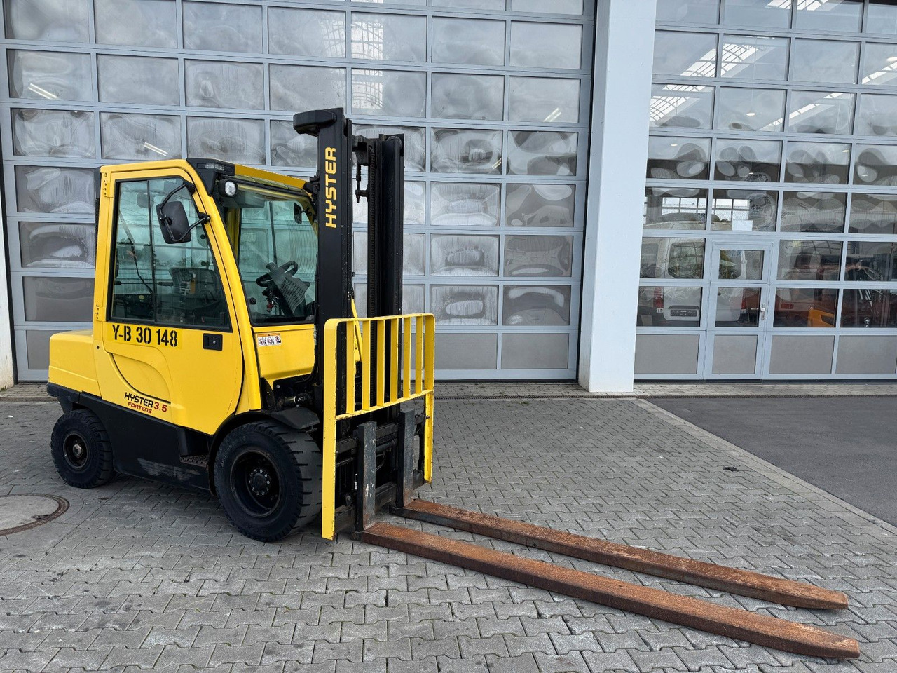 Hyster H3.5FT / nur 858h! / 3.610mm / SS - Chariot élévateur diesel: photos 3 Hyster H3.5FT / nur 858h! / 3.610mm / SS - Chariot élévateur diesel: photos 3