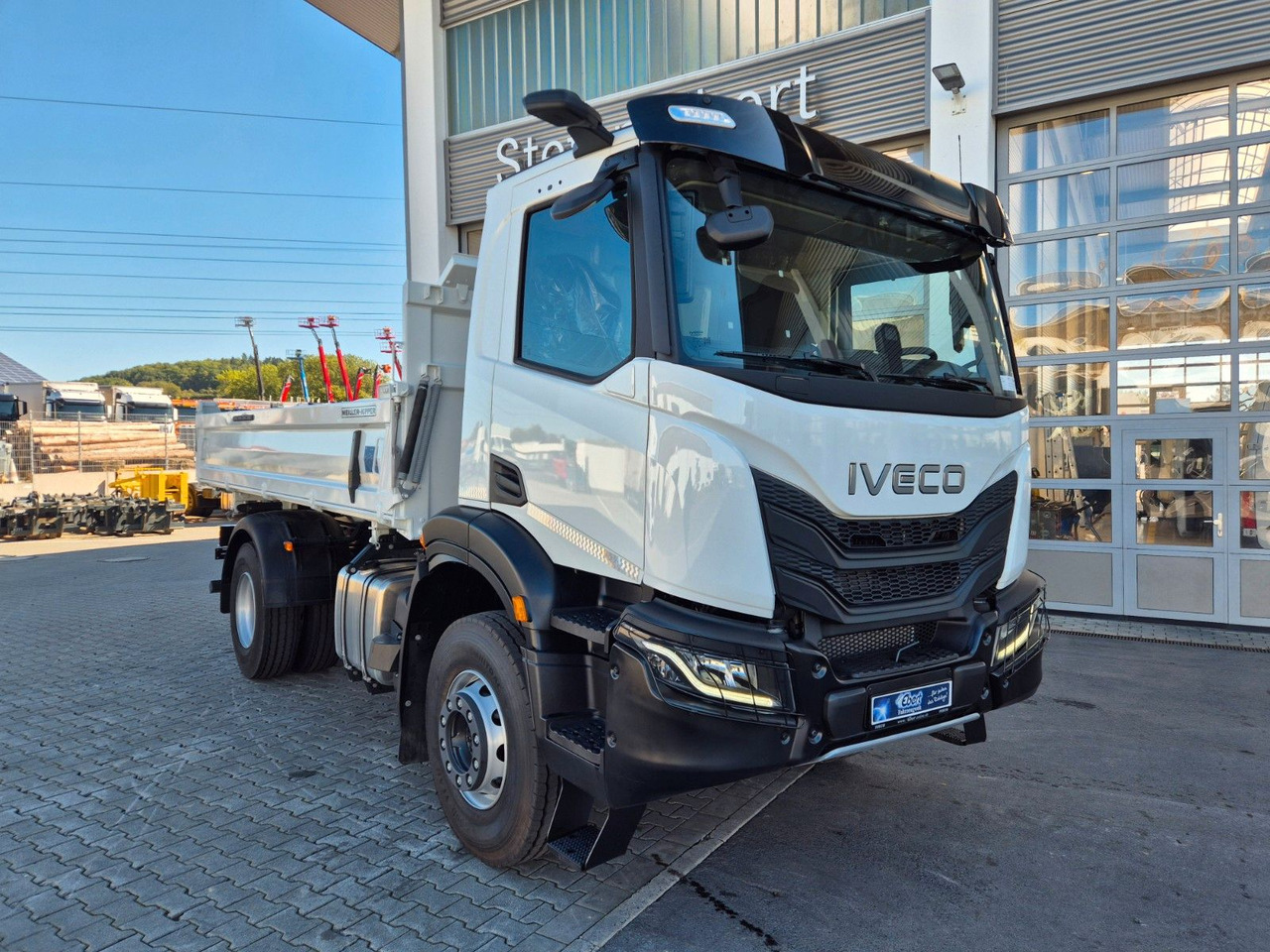 Iveco AD200X46 HR OFF Meiller 3-S.-Kipper *MirrorCam* - Camion benne: photos 3 Iveco AD200X46 HR OFF Meiller 3-S.-Kipper *MirrorCam* - Camion benne: photos 3