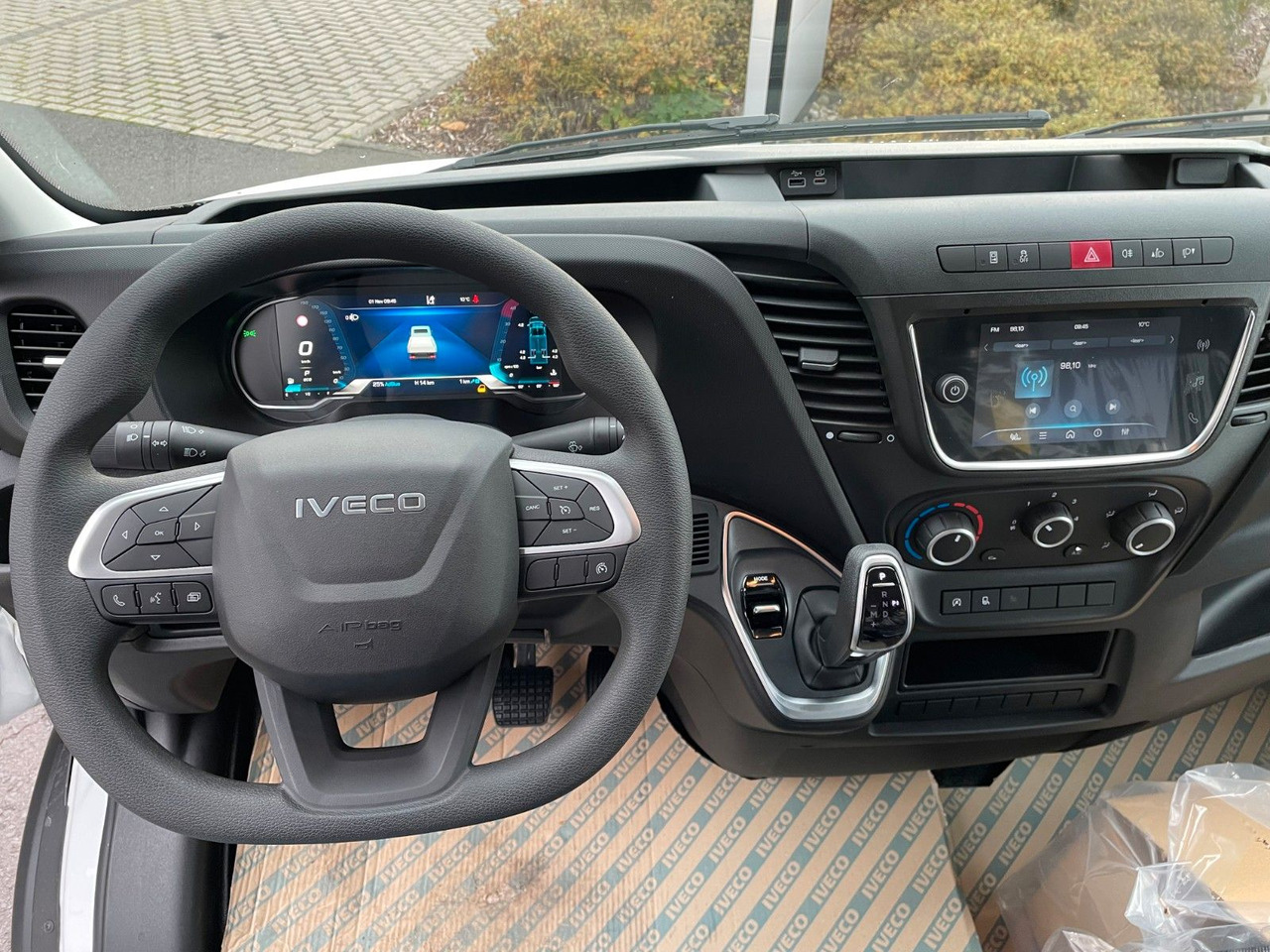 Utilitaire benne Iveco Daily 35C14 A8 *R3.450mm*Automatik* 7x vorhanden: photos 10