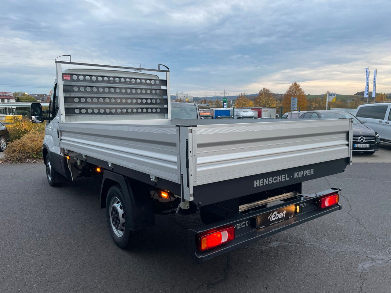 Iveco Daily 35S14 A8*R3.450mm*Automatik*Kamera*2Sitze* - Utilitaire benne: photos 4 Iveco Daily 35S14 A8*R3.450mm*Automatik*Kamera*2Sitze* - Utilitaire benne: photos 4