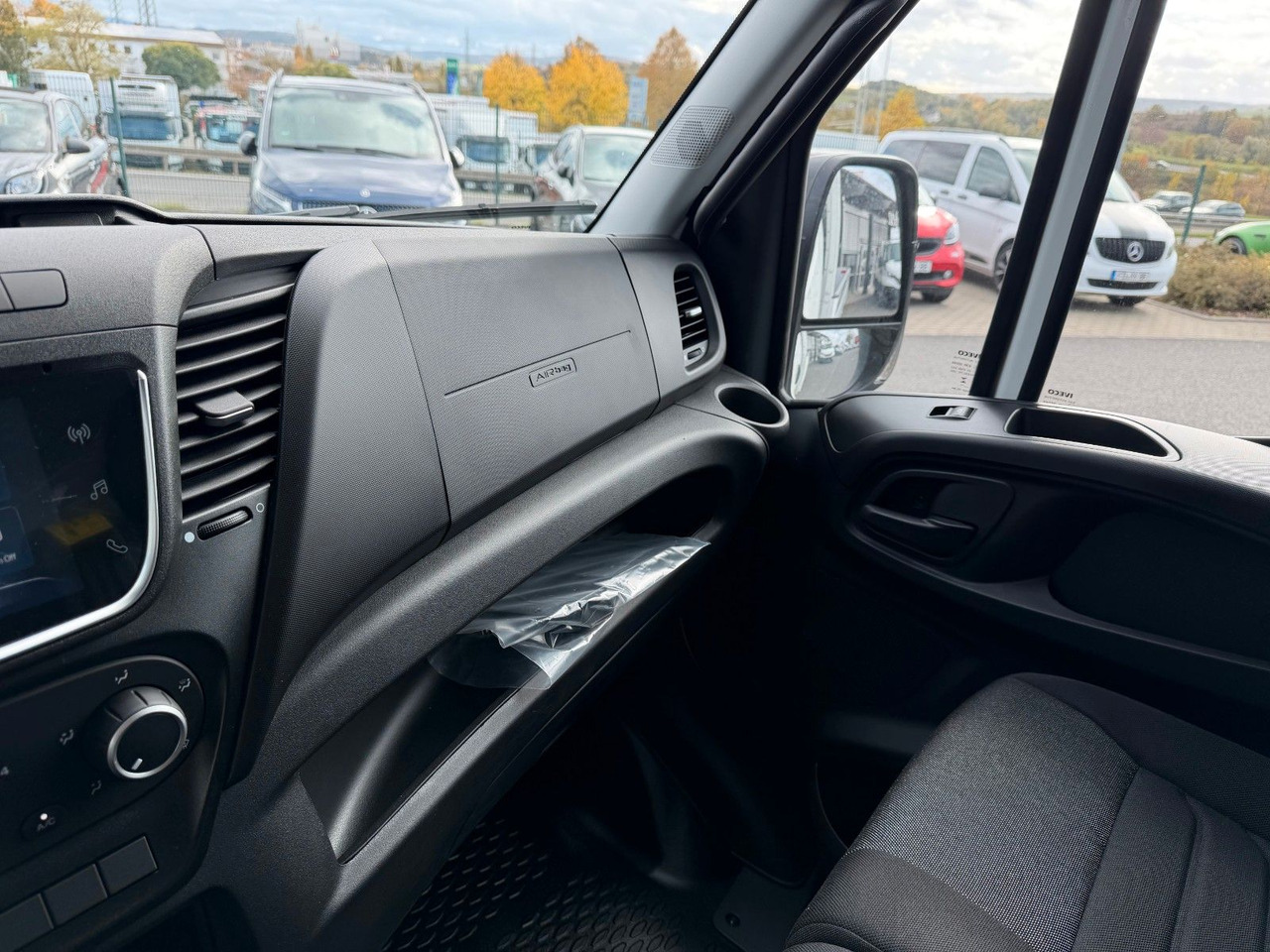 Utilitaire benne Iveco Daily 35S14 A8 *R3.450mm*Automatik*Klima* 4x: photos 17