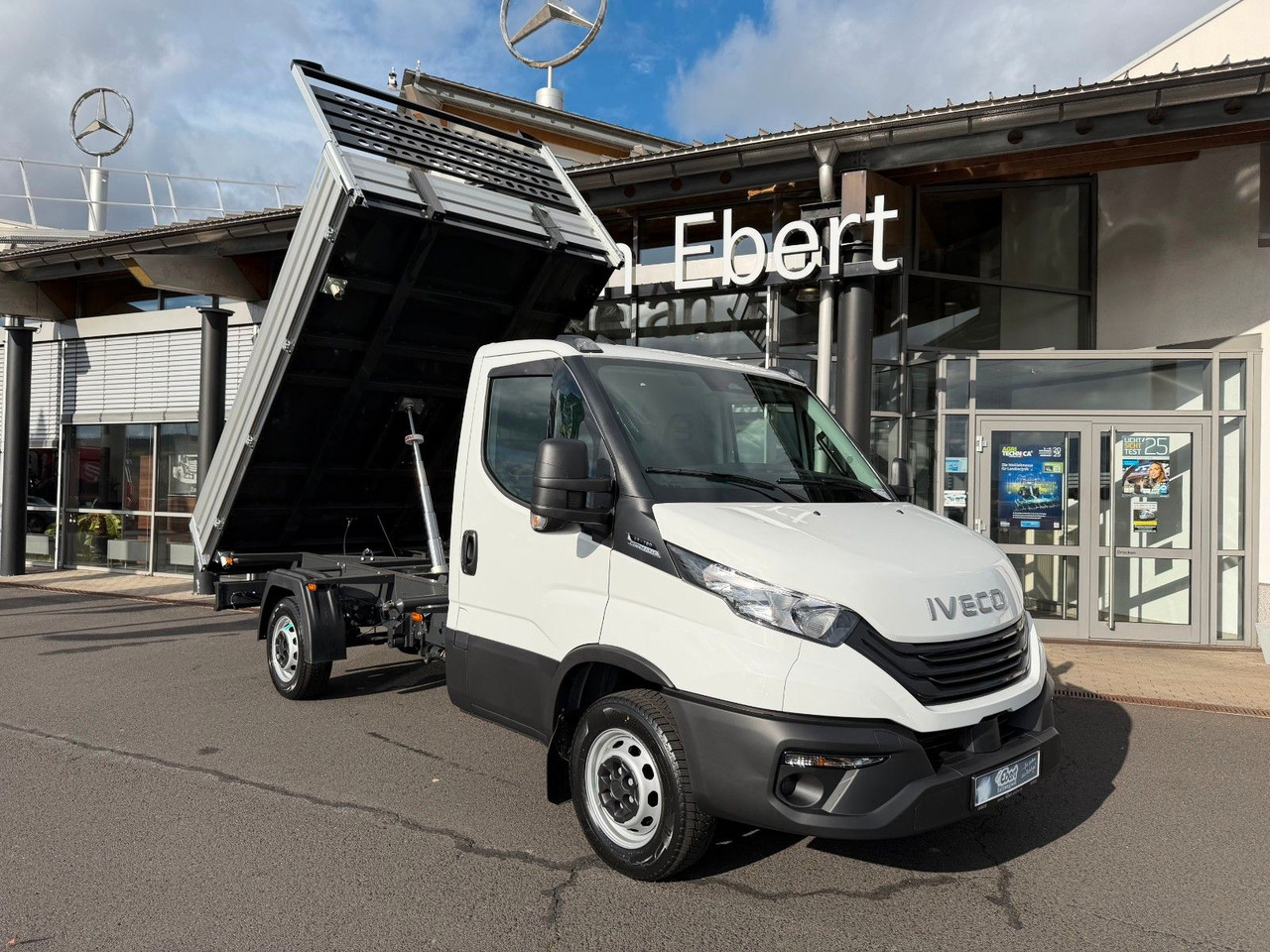 Iveco Daily 35S16 A8 *R3.450mm*Automatik*Klima* 3x - Utilitaire benne: photos 1 Iveco Daily 35S16 A8 *R3.450mm*Automatik*Klima* 3x - Utilitaire benne: photos 1