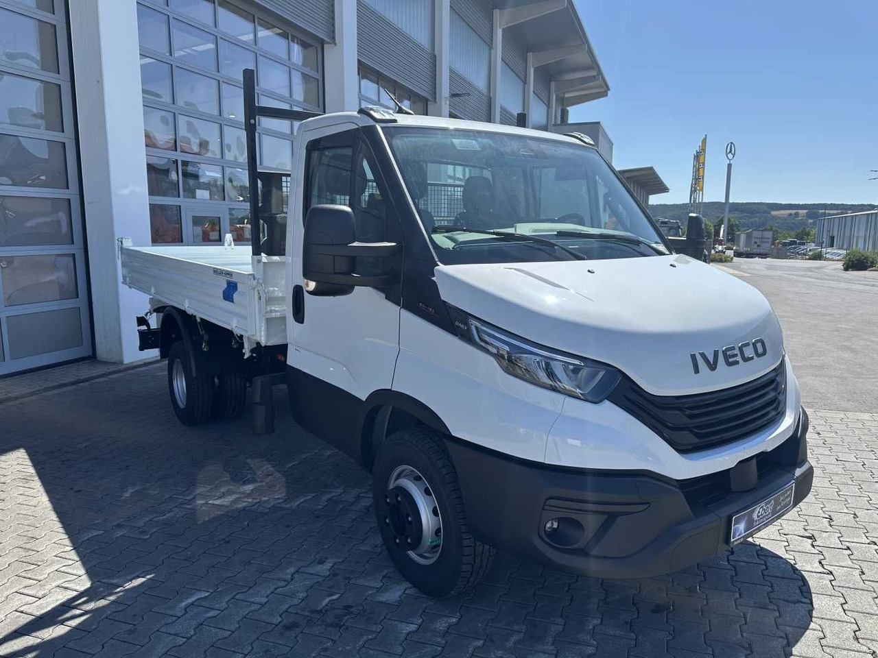 Iveco Daily 60C18H Kipper *R3.450mm*Kamera*2xAHK* - Utilitaire benne: photos 3 Iveco Daily 60C18H Kipper *R3.450mm*Kamera*2xAHK* - Utilitaire benne: photos 3