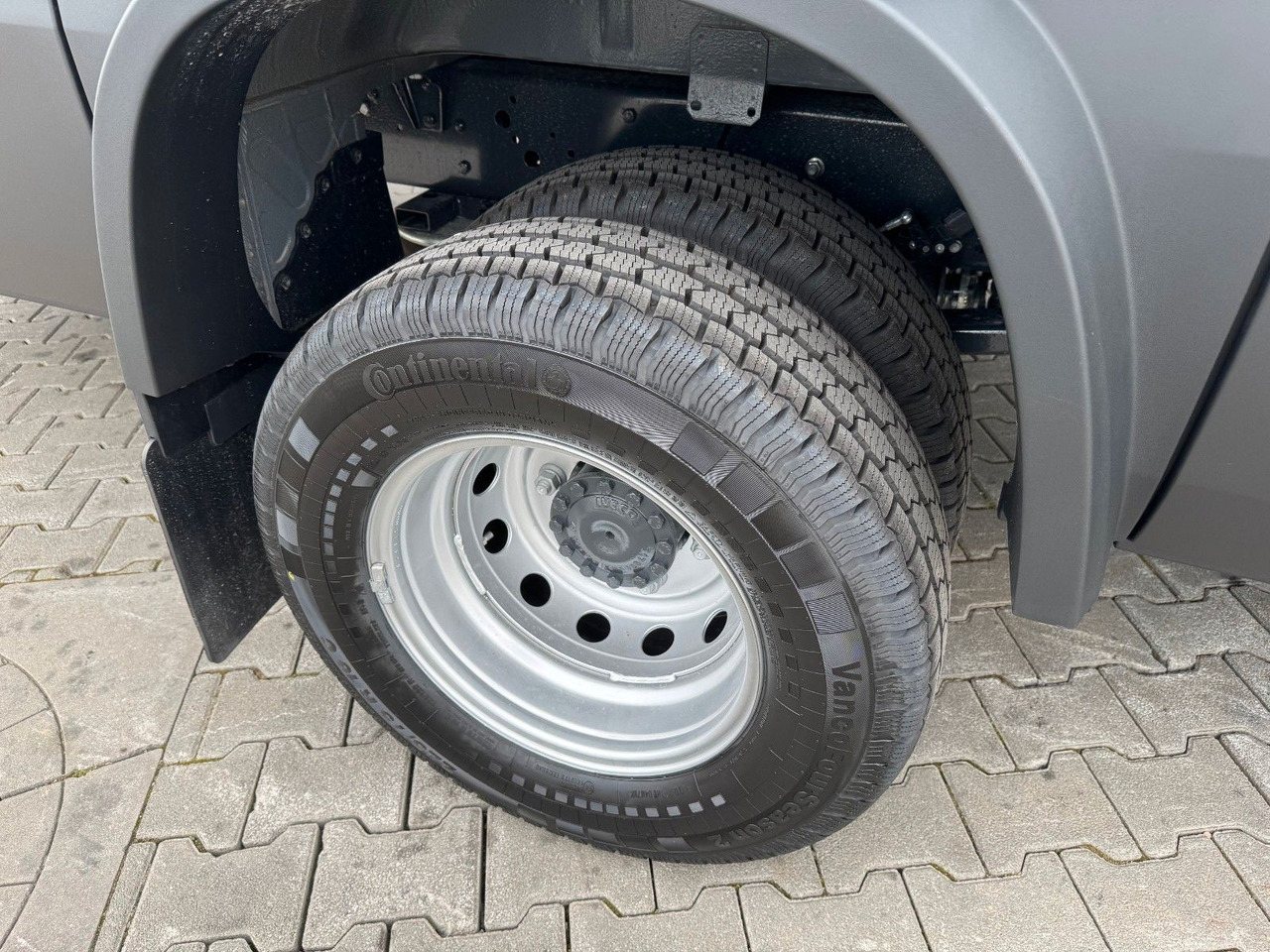 Fourgon utilitaire Iveco Daily 70C21 3.0L *L4*H3*Automatik*LED*Luft* 2x: photos 25