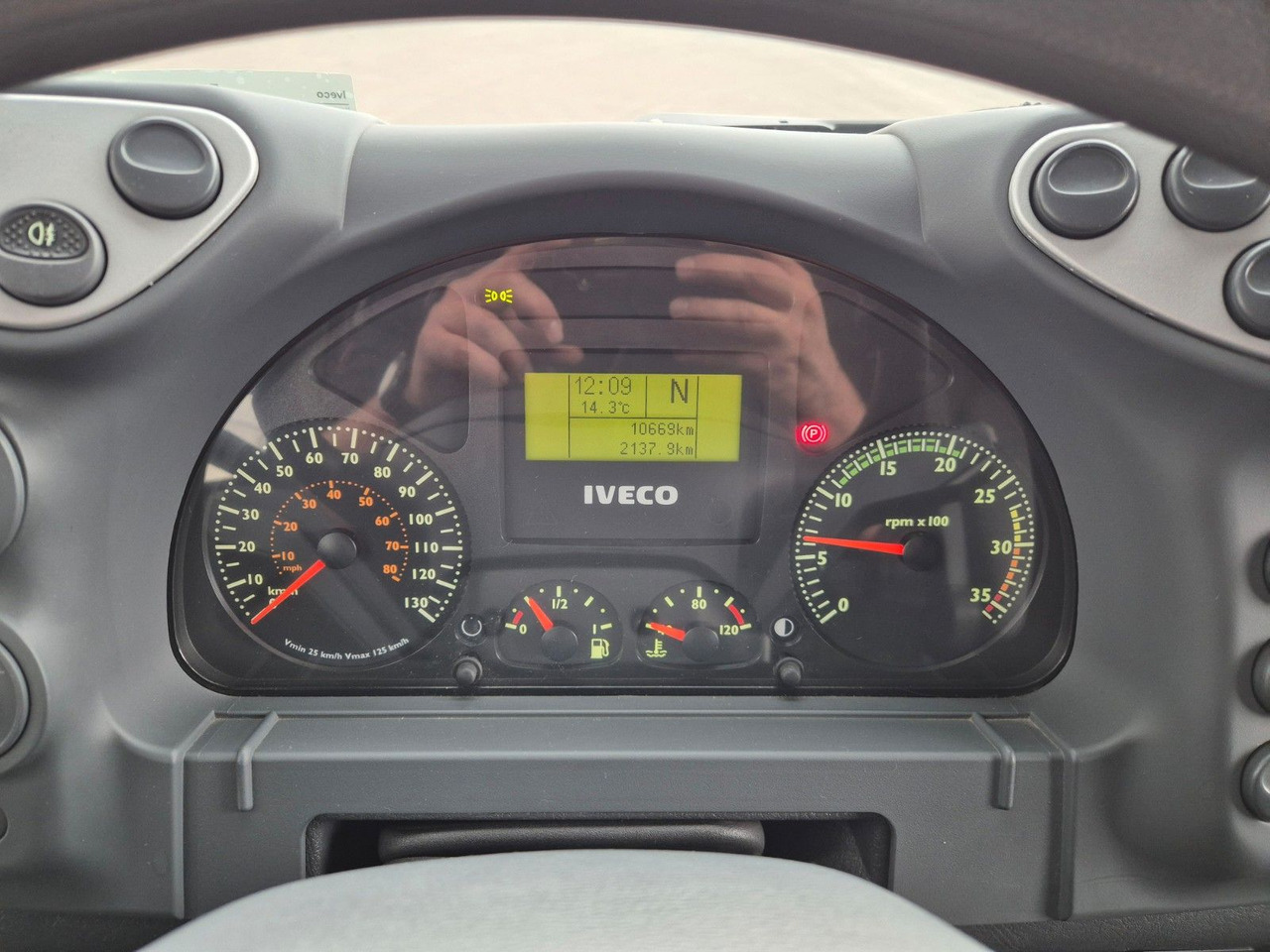 Camion plateau Iveco Eurocargo ML100E22WM-BW 4x4 Pritsche L-Haus Bett: photos 15