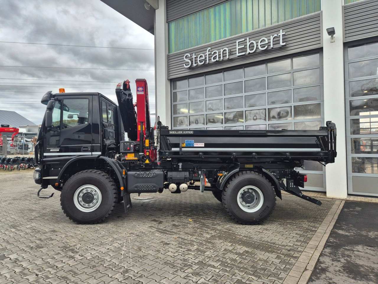 Camion benne, Camion grue Iveco Eurocargo ML150E32WS 4x4 Kran HMF 1130K Funk AHK: photos 10